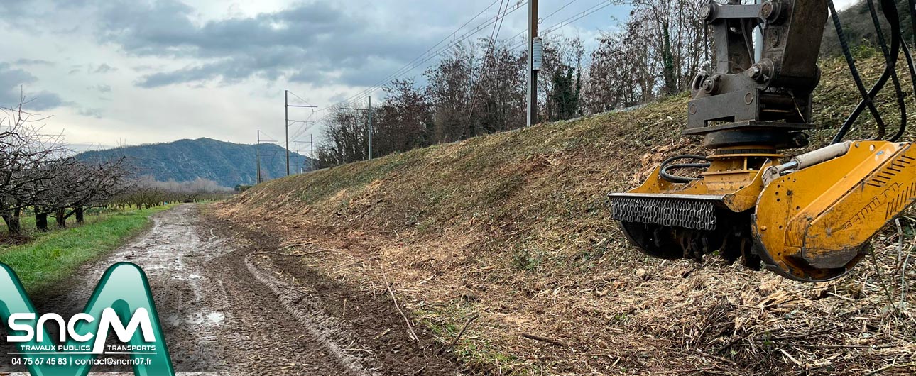 SNCM Chavanon Mounard TP Travaux Publics, Transports TP, élagage, débroussaillement, génie civil, abattage, Travaux Ferroviaires et enrochements, location de matériel Saint Cyr Annonay 07 Haute Ardèche Rhône Alpes